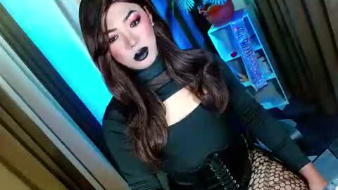 Miss OLIVIA online show from 10/26/25, 08:09