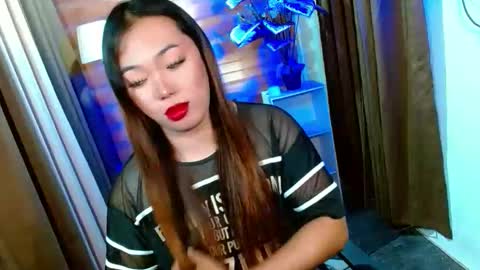 Miss OLIVIA online show from 03/14/26, 06:52