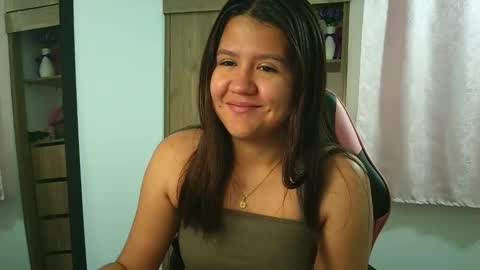 Olivia online show from 12/15/25, 12:31