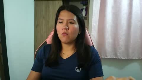 Olivia online show from 01/17/26, 12:21