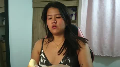 Olivia online show from 02/10/26, 12:31