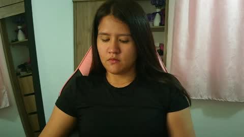 Olivia online show from 04/21/26, 03:07