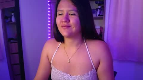 Snapshot of olivia_watson_ chatting on 05/03/26, 12:22 Olivia online show from 05/03/26, 12:22