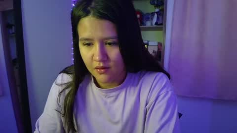 Snapshot of olivia_watson_ chatting on 05/09/26, 12:10 Olivia online show from 05/09/26, 12:10