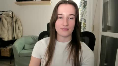 Oliwiaa2004 online show from 02/24/26, 05:00