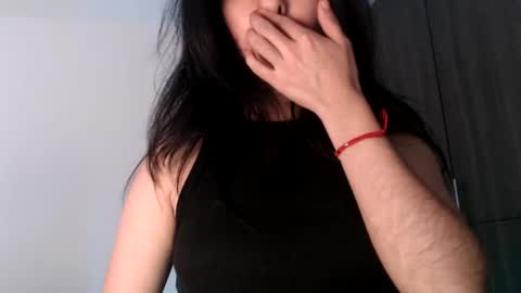 oliviaaa__ online show from 12/30/24, 07:32