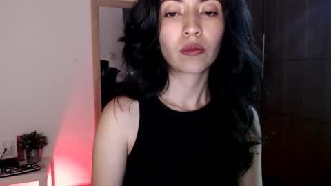 oliviaaa__ online show from 03/04/25, 12:29