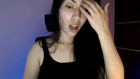 oliviaaa__ online show from 09/12/25, 09:04