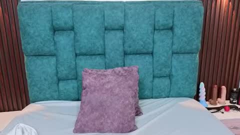 oliviabonnie online show from 03/03/26, 07:09