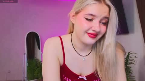 Olivia online show from 04/09/26, 06:19