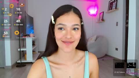Snapshot of oliviabran_ chatting on 05/17/26, 04:25 Olivia Bram online show from 05/17/26, 04:25