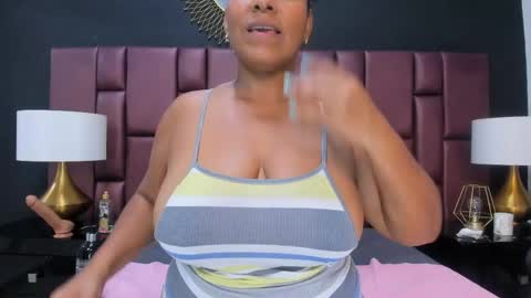 Olivia Burning online show from 04/21/26, 01:42