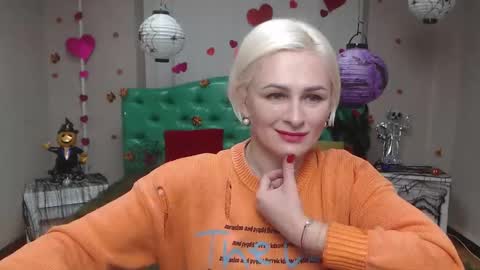 OliviaHorst online show from 11/06/25, 08:15