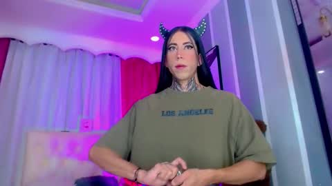 oliviahot01 online show from 04/04/26, 01:08