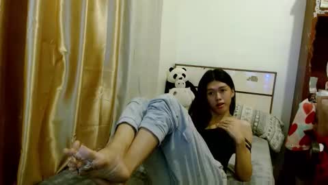 oliviaknightx online show from 02/11/26, 07:57