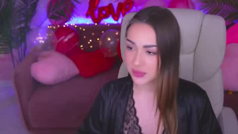 Snapshot of oliviamoore_ chatting on 02/08/26, 08:01 Olivia online show from 02/08/26, 08:01