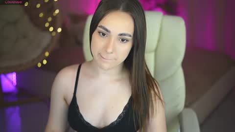 Olivia online show from 04/02/26, 07:00