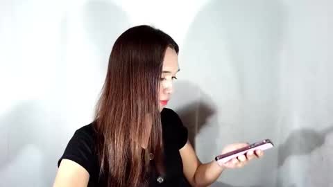 Snapshot of olivianiczxasshieerrraa6 chatting on 10/21/25, 08:09 NICOLE online show from 10/21/25, 08:09