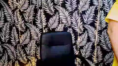 Kelly online show from 11/18/25, 10:09