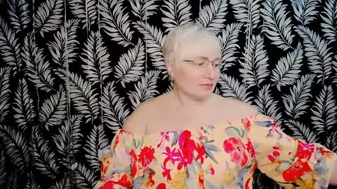 Kelly online show from 04/09/26, 10:31