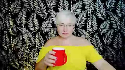 Snapshot of oliviaoskar_ chatting on 06/26/26, 10:30 Kelly online show from 06/26/26, 10:30