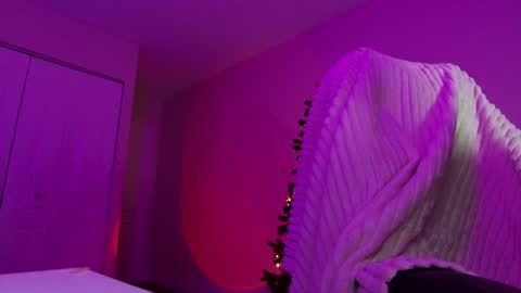 Olivia Owens online show from 12/03/24, 09:33