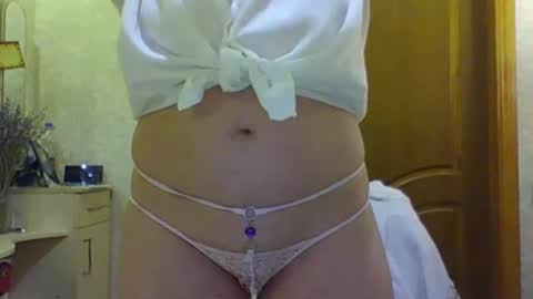 Snapshot of oliviaparadise chatting on 12/16/24, 05:11 oliviaparadise online show from 12/16/24, 05:11