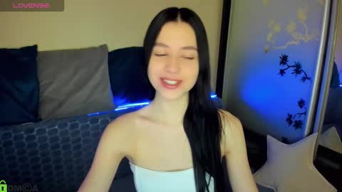 Snapshot of oliviarichi chatting on 02/09/26, 08:51 oliviarichi online show from 02/09/26, 08:51