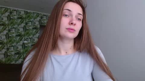 Olivia online show from 11/28/25, 05:43