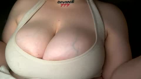 Olivia baby  online show from 07/12/26, 05:04