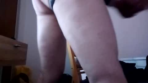 oliviassl22 online show from 11/02/25, 02:52