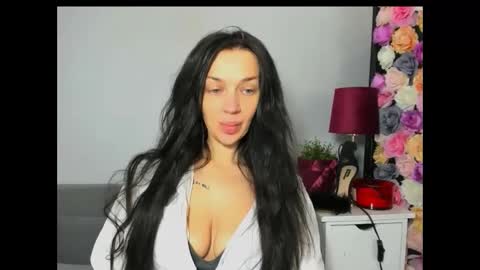 OliviaWomen online show from 01/16/26, 09:46