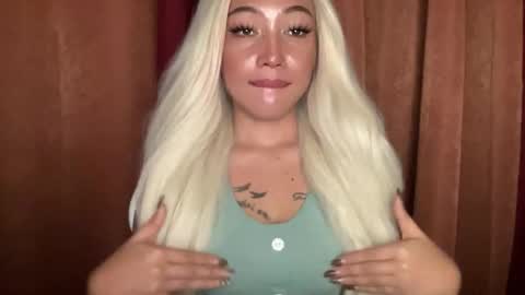 ZAINA online show from 04/23/26, 01:57