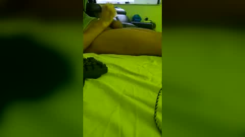 Snapshot of olivier_21 chatting on 06/25/26, 07:18 olivier_21 online show from 06/25/26, 07:18