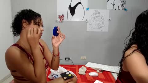 Snapshot of oliviiah chatting on 02/11/25, 02:25 oliviiah online show from 02/11/25, 02:25