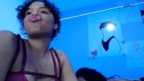 Snapshot of oliviiah chatting on 02/11/25, 05:26 oliviiah online show from 02/11/25, 05:26