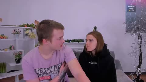 Olli and Stiw online show from 12/08/24, 08:04