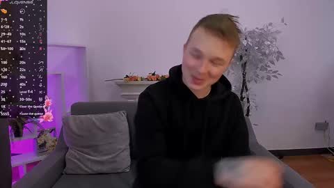 Olli and Stiw online show from 02/28/25, 09:47