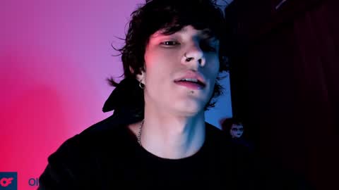     online show from 02/03/25, 03:42