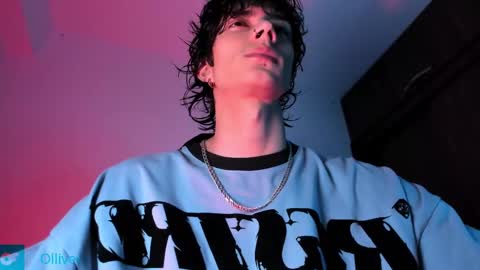     online show from 02/10/25, 02:41