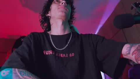     online show from 10/10/25, 12:48