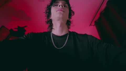 Snapshot of olliver___y chatting on 02/05/26, 02:16 online show from 02/05/26, 02:16