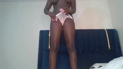 ollleina online show from 03/11/26, 08:53