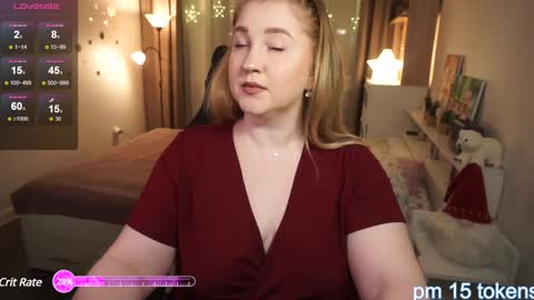 Snapshot of ollydoll chatting on 01/31/25, 08:22 OllyDoll online show from 01/31/25, 08:22