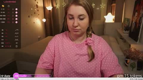 Snapshot of ollydoll chatting on 03/10/25, 06:56 OllyDoll online show from 03/10/25, 06:56