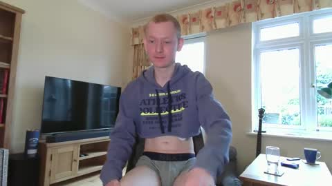 Olly online show from 01/04/25, 12:27