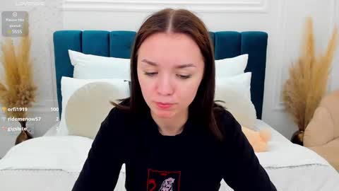 Amely online show from 02/22/25, 12:51