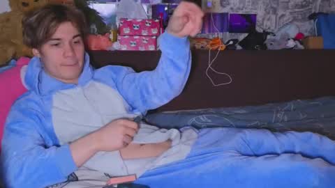 Tony online show from 03/06/25, 07:54