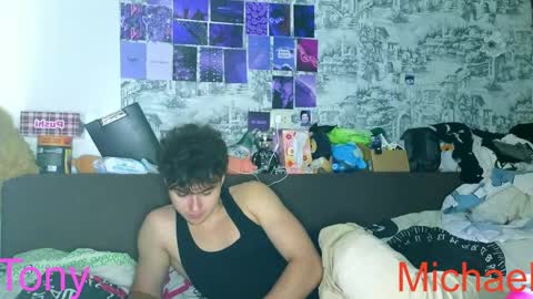 Snapshot of ololkd chatting on 05/14/26, 08:21 Tony online show from 05/14/26, 08:21