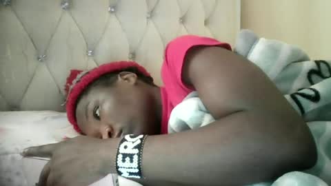 olwami4 online show from 06/26/26, 06:29